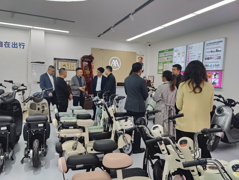 走访爱玛门店.jpeg